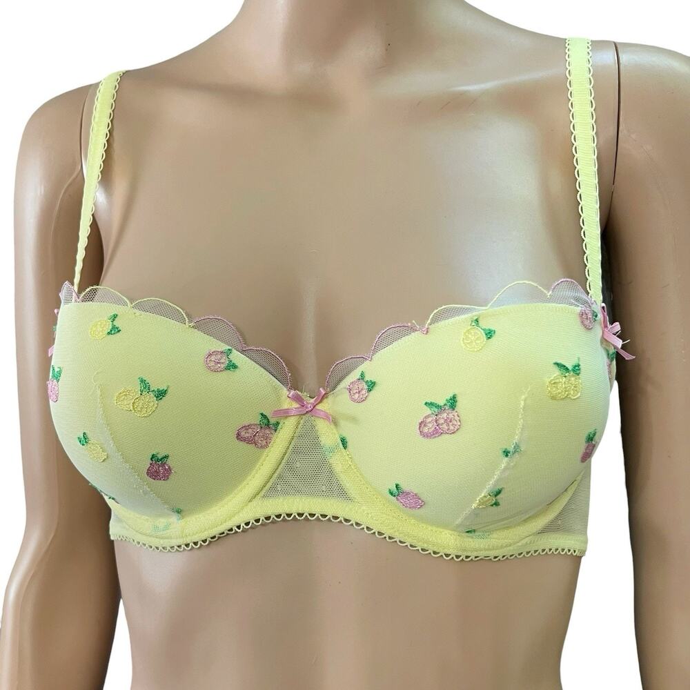 PINK Victorias Secret Lightly Lined Balconette Bra Fruit Print 32C Embroidered